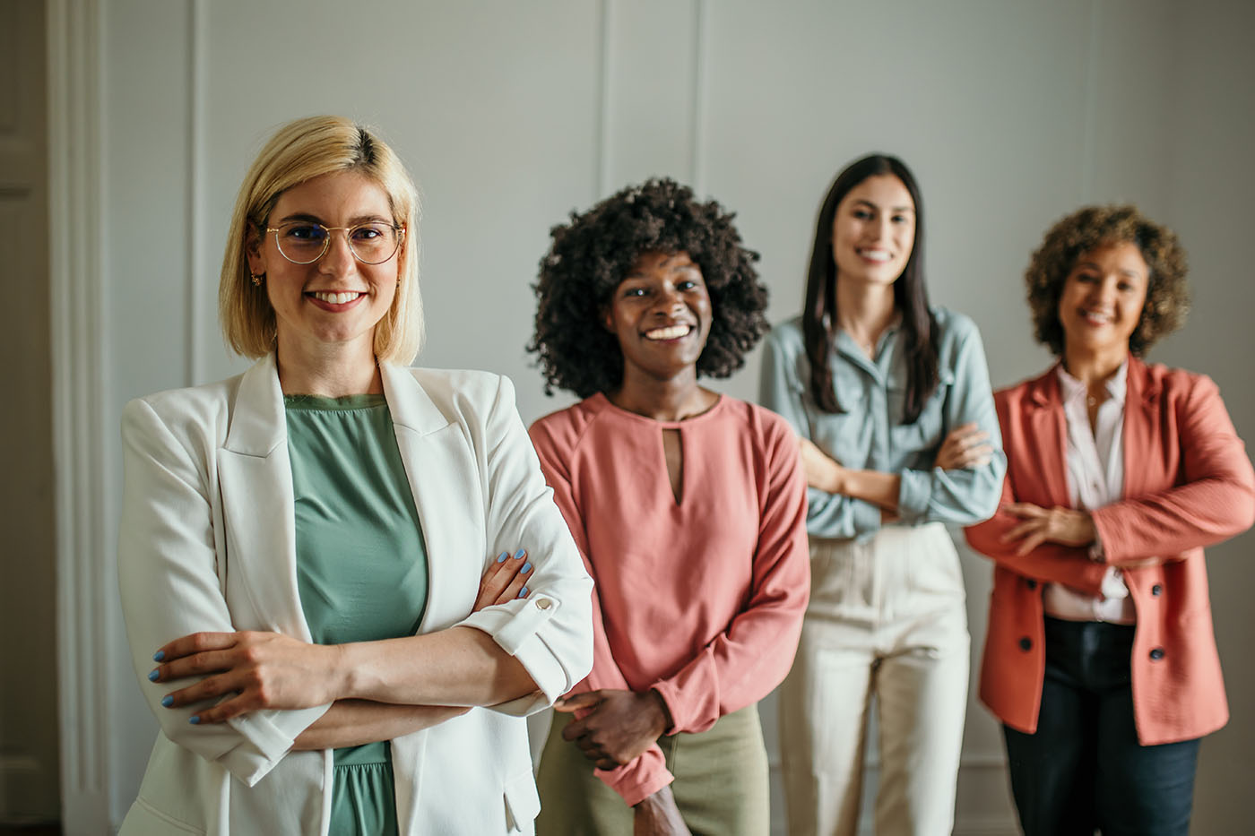 Equipo de trabajo tras una sesión de bienestar