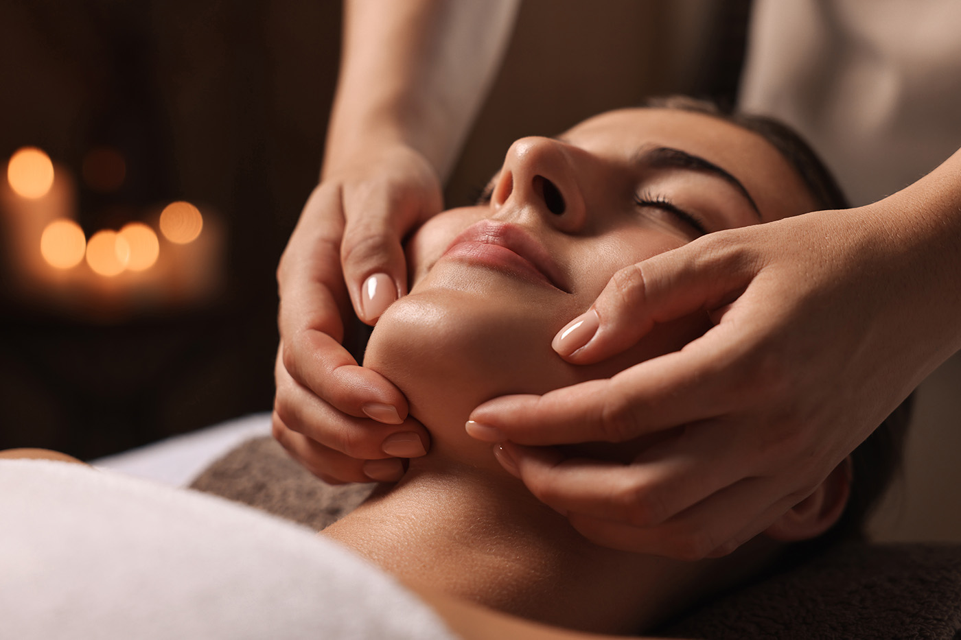 Masaje facial relajante